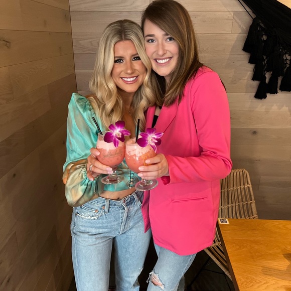 Adorable top ordered from Revolve - Picture 4 of 4